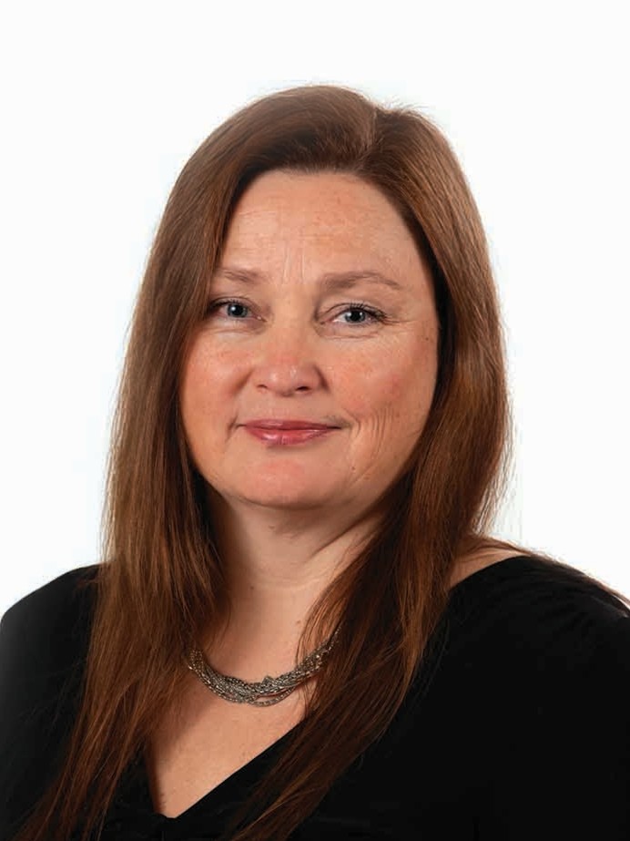 Photo of Lisa Keevalik